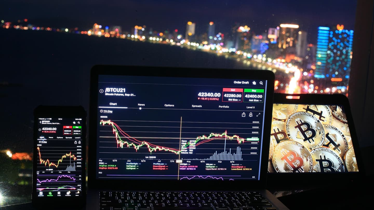Institutional trading desk handling a block crypto order